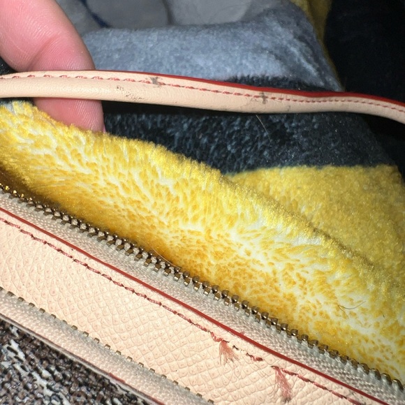 Coach wristlet - Picture 4 of 12